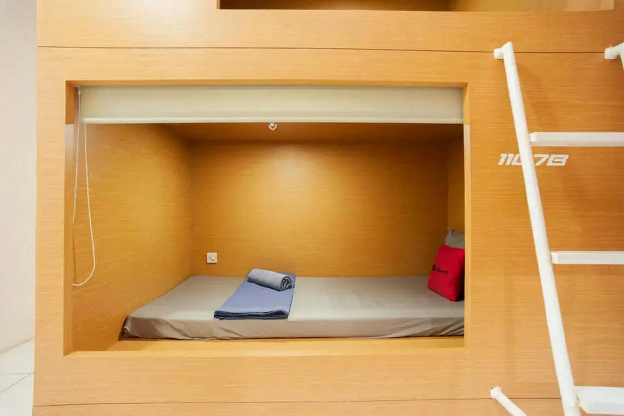 RedDoorz Hostel near Taman Puring Jakarta Exterior foto
